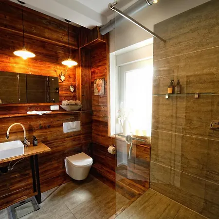 Schickes Chalet-Apartment Mit Extra Schlafzimmer *
