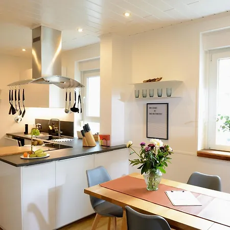 Schickes Chalet-apartment Mit Extra Schlafzimmer Апартаменты Брухкёбель