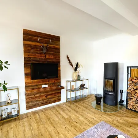Schickes Chalet-Apartment Mit Extra Schlafzimmer 아파트 Bruchköbel